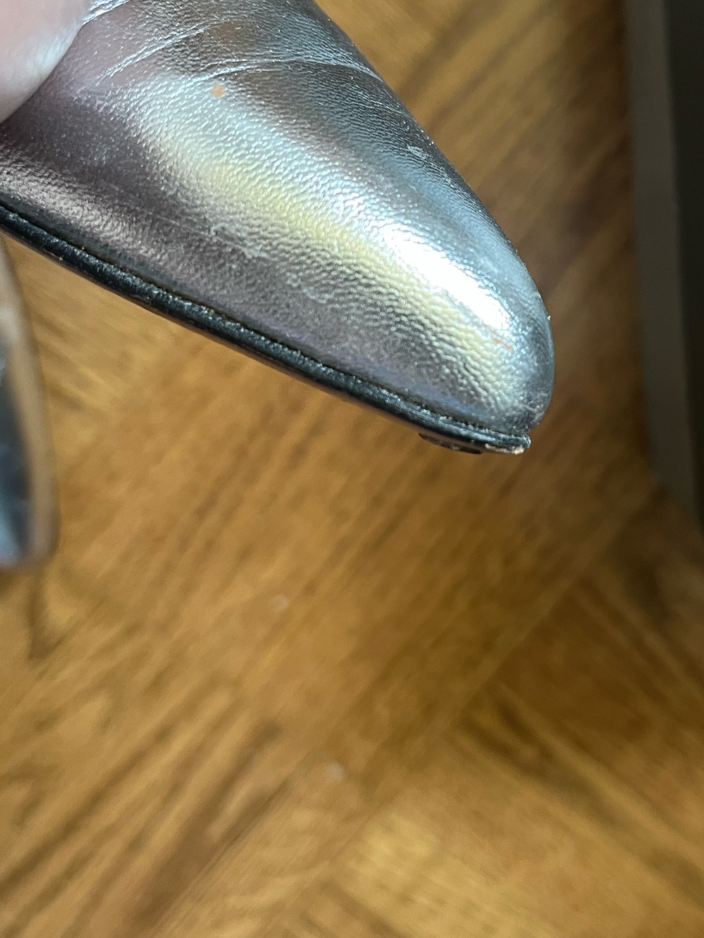 Bally Silver Metallic Leather Pointed Pumps | Size 8 AA - Picture 13 of 14